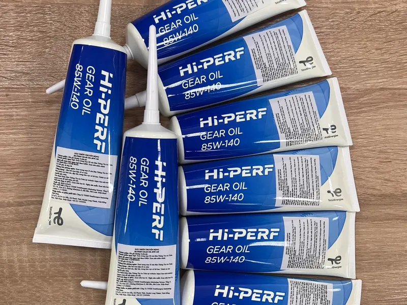Dầu láp hộp số xe ga TOTAL HI PERF GEAR OIL 85W140
