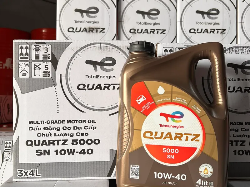 Dầu động cơ ô tô TOTAL QUARTZ 5000 SN 10W40