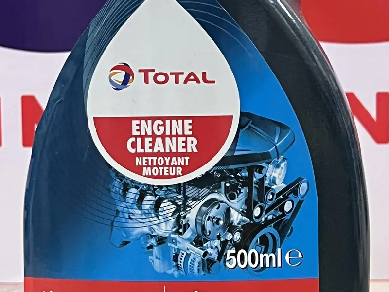 Xịt vệ sinh khoang máy ô tô TOTAL ENGINE CLEANER