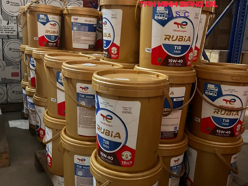 Dầu động cơ Diesel TOTAL RUBIA TIR 7400 15W40