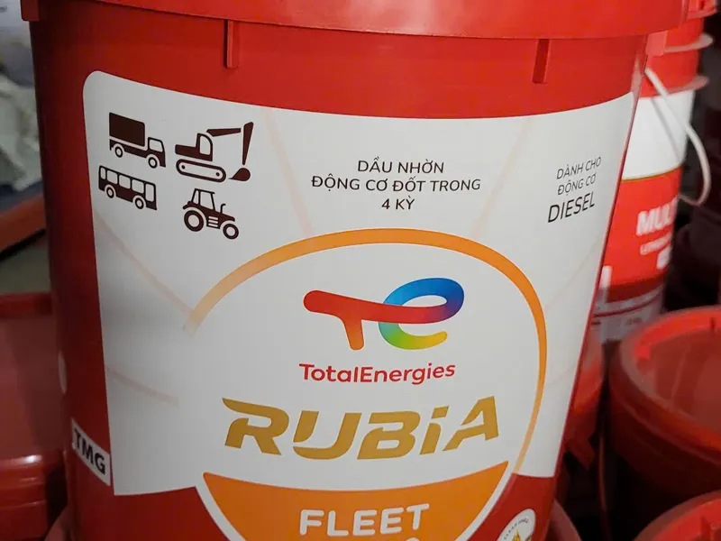 Dầu động cơ Diesel TOTAL RUBIA FLEET HD 300 15W40 20W50