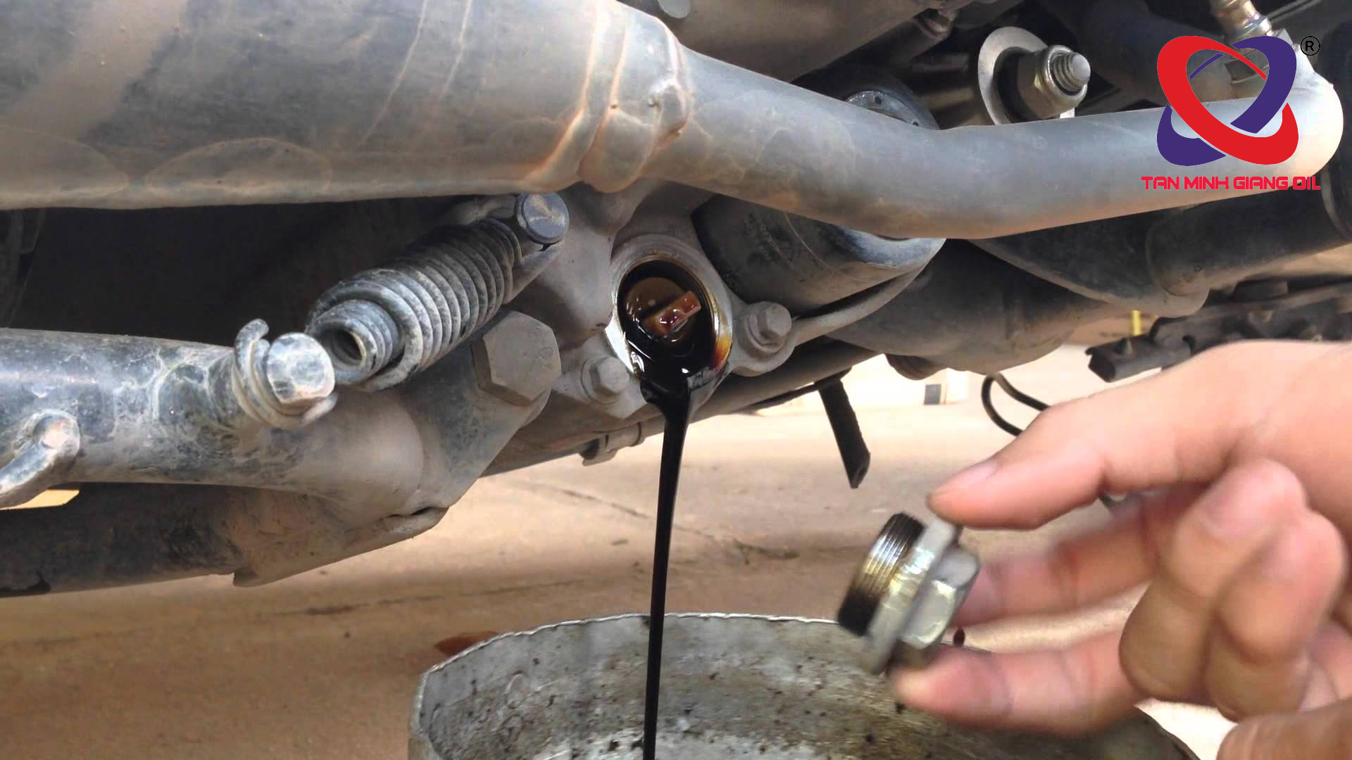 Xả nhớt định kỳ Xả nhớt định kỳ