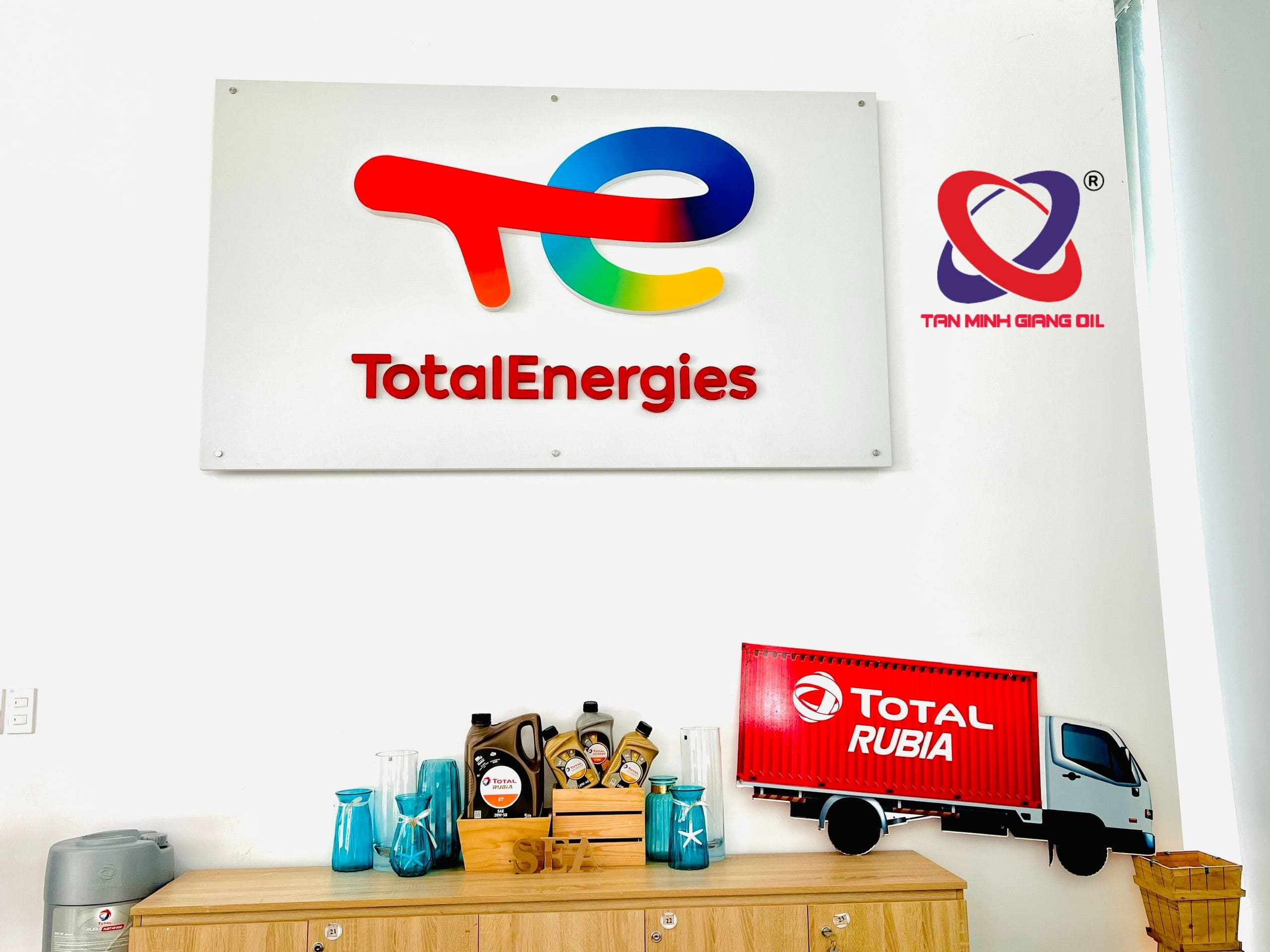 Tân Minh Giang Oil - Địa chỉ mua dầu uy tín nhất Tân Minh Giang Oil - Địa chỉ mua dầu uy tín nhất