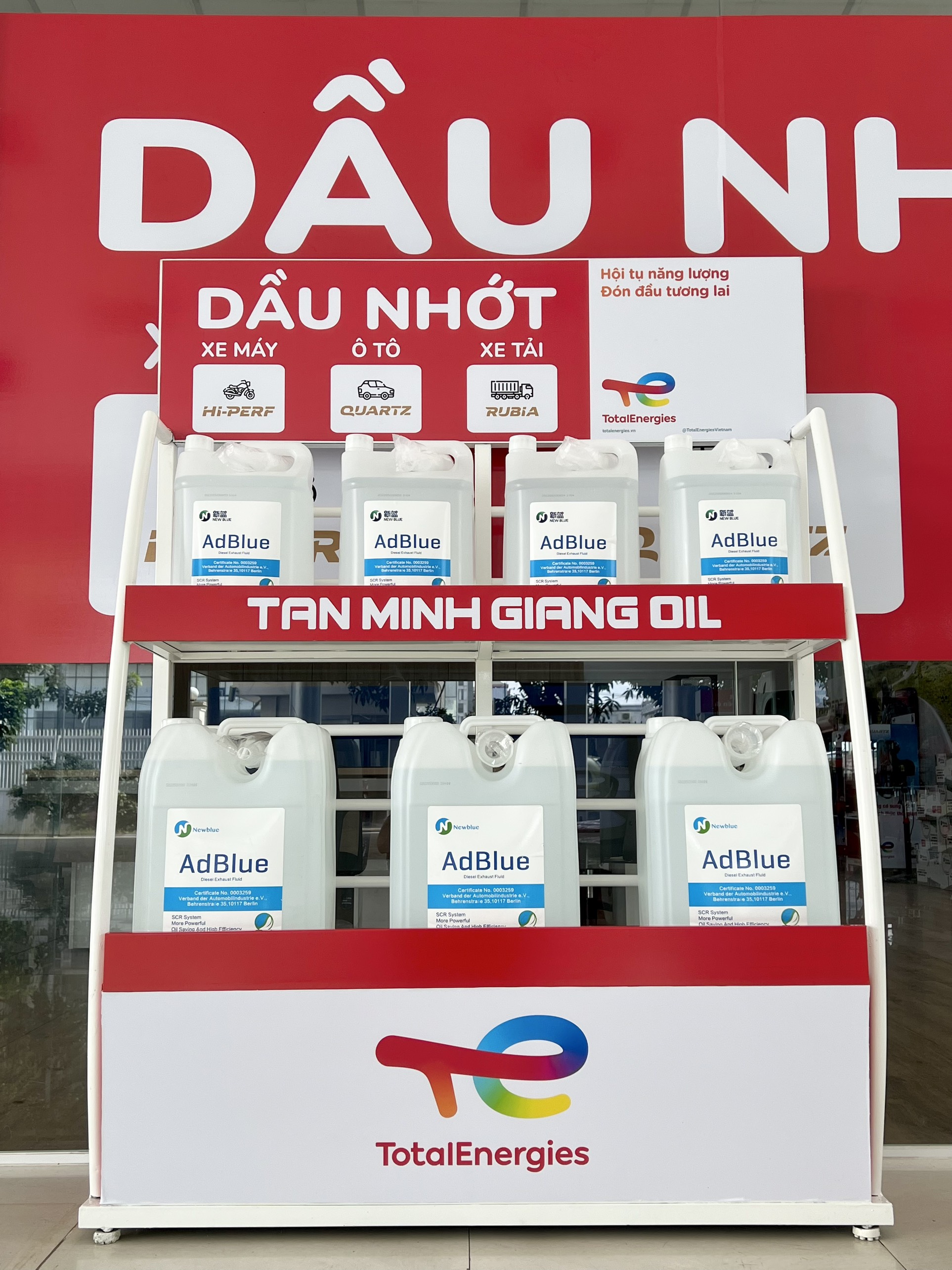 Dung dịch xử lý khi thải AdBlue - Tân Minh Giang Oil Dung dịch xử lý khi thải AdBlue - Tân Minh Giang Oil