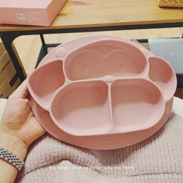 Khay ăn dặm silicone kèm nắp