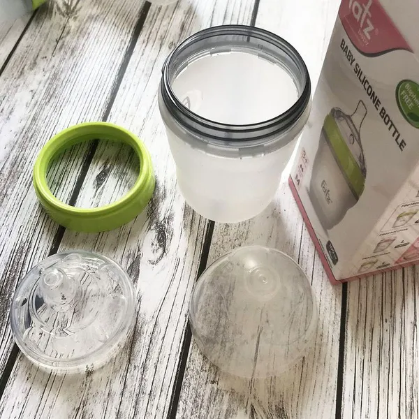 Bình Sữa SIlicon Cổ Siêu Rộng 240ml Fatzbaby - FB0180C