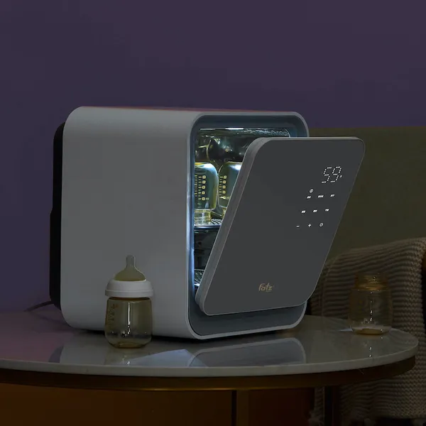 Máy tiệt trùng sấy khô bằng tia UVC LED King 1 - FB4722BT