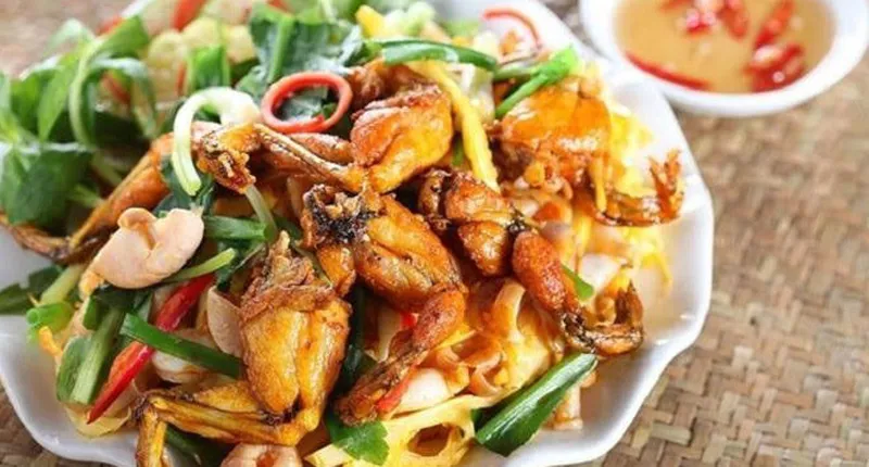 Bà bầu ăn ếch có an toàn không?