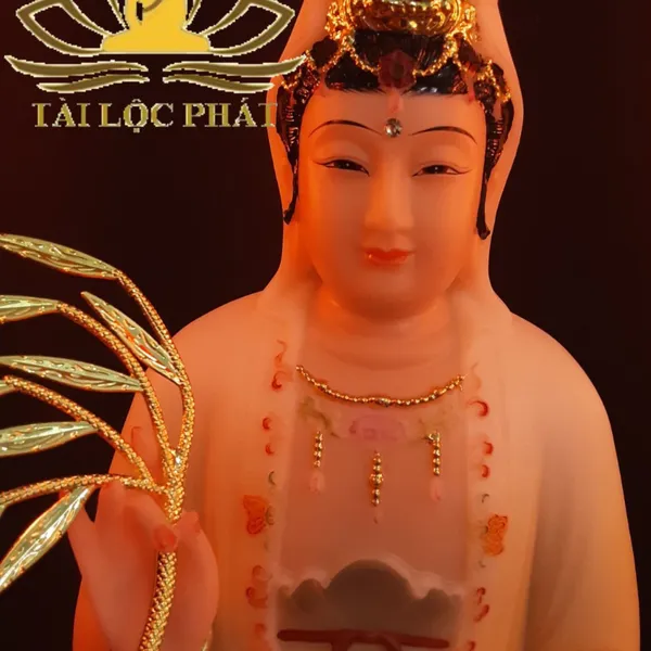 Tượng mẹ quan thế âm bồ tát bắng đá cao cấp
