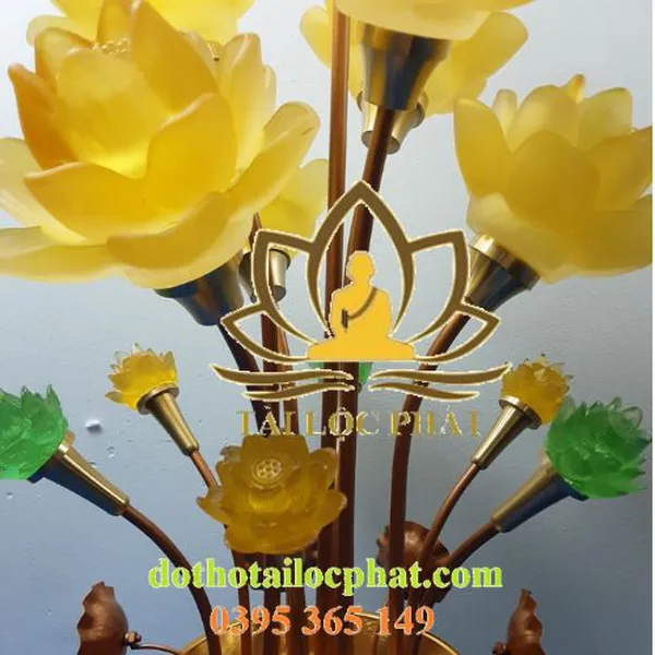 Đèn thờ thủy lưu ly