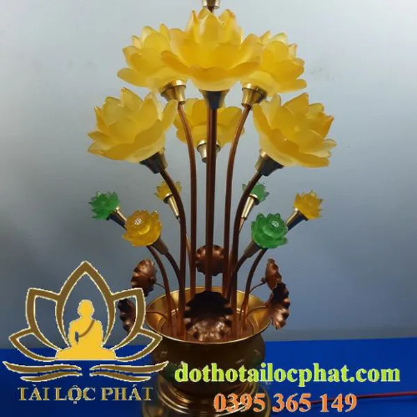 Đèn thờ thủy lưu ly
