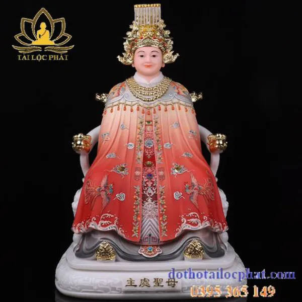 Tượng Bà Chúa Xứ đẹp hoan hỉ