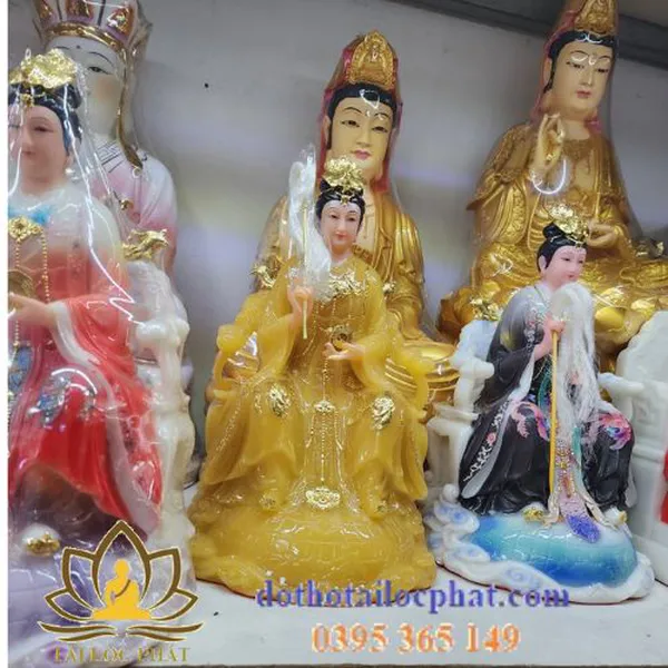Tượng Địa Mẫu bằng bột đá đẹp nhất 2024