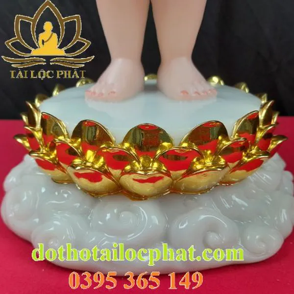Tượng Phật Đản Sanh bằng đá ngọc đẹp nhất