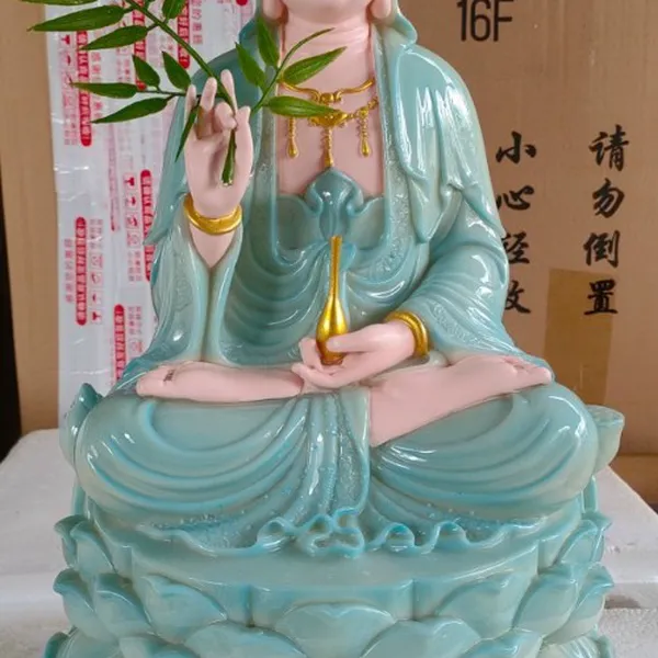 Tượng phật quan âm bồ tát để xe