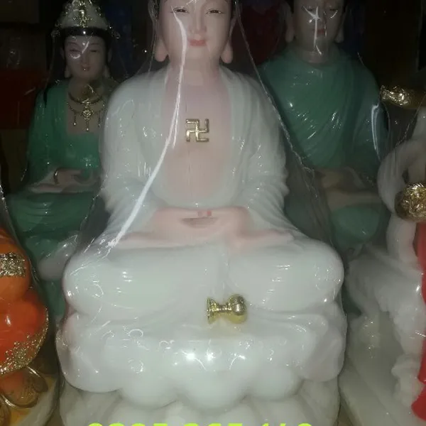 Tượng phật thích ca màu trắng