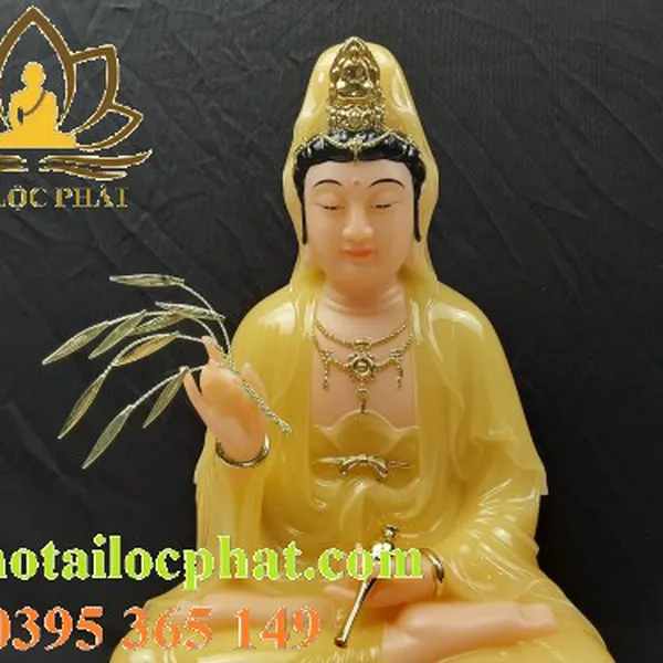 Tượng phật bà quan âm bằng đá thạch anh 2401