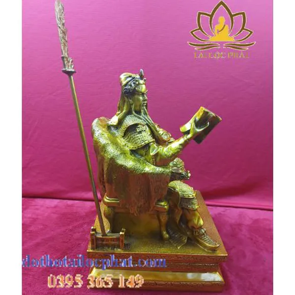 Tượng Quan Công đọc sách bằng đồng