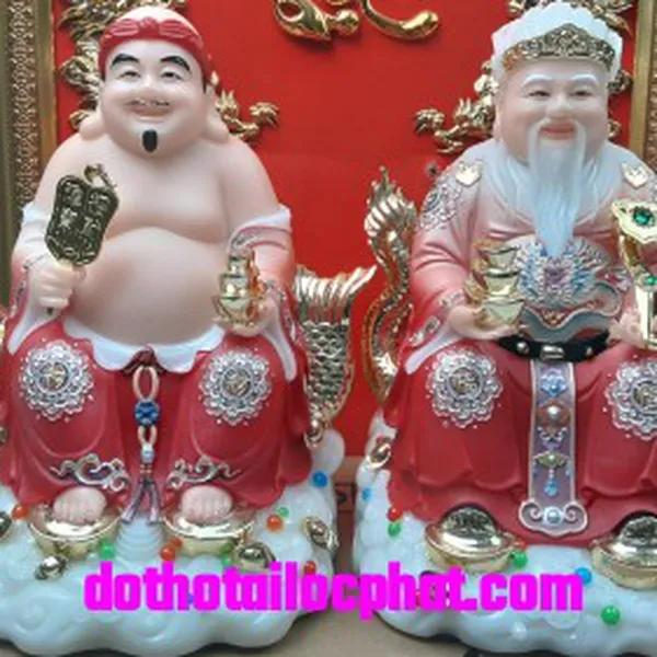 Tượng thần tài ông địa bằng đá màu đỏ