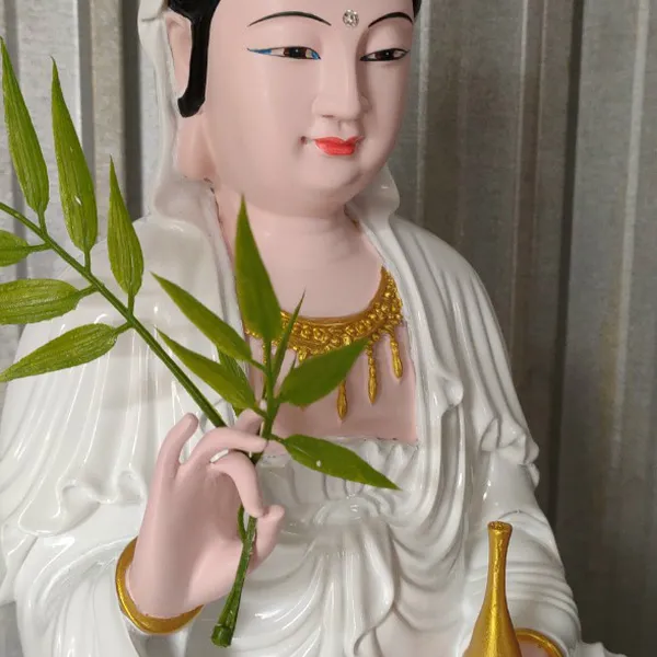 Mẫu Tượng Phật Bà Quan Thế Âm Bồ Tát Đẹp Từ Bi Bằng Đá