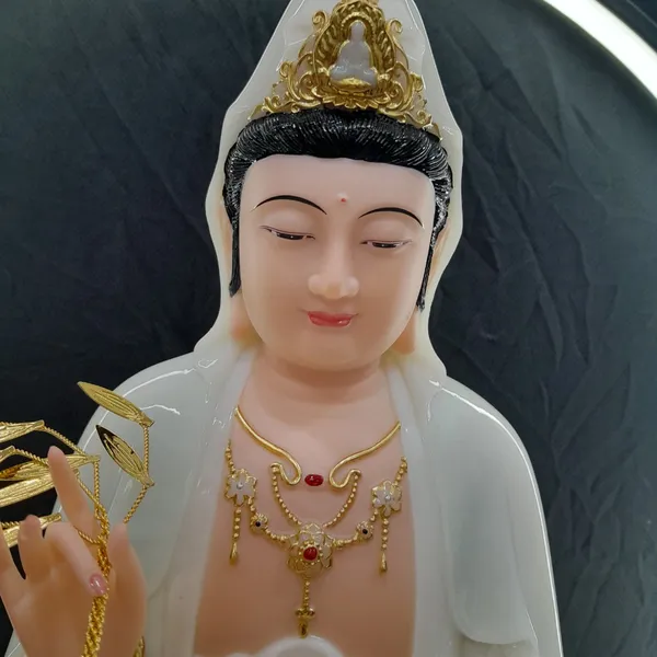 Mẫu tượng Quan Thế Âm Bồ Tát đẹp nhất