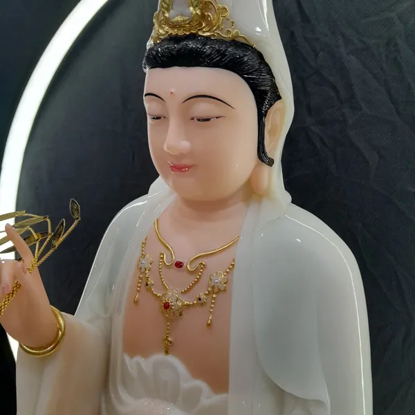 Mẫu tượng Quan Thế Âm Bồ Tát đẹp nhất