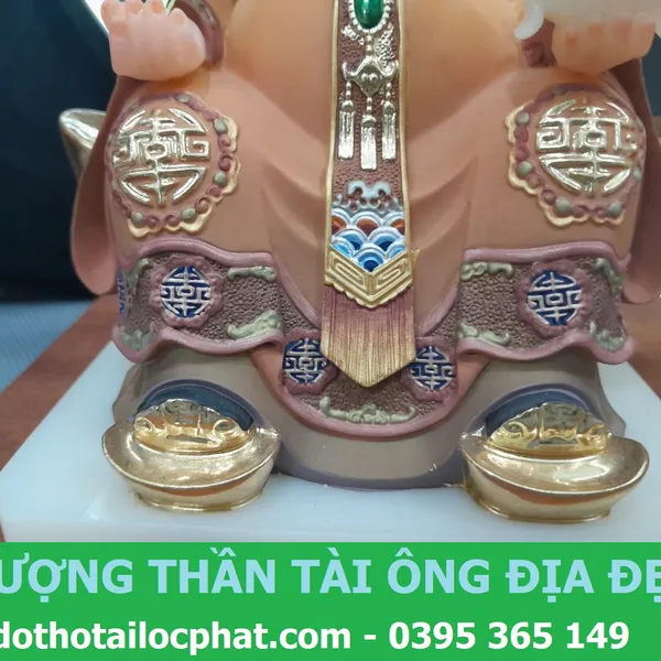Mẫu tượng Thần Tài Ông Địa hút tài lộc năm mới