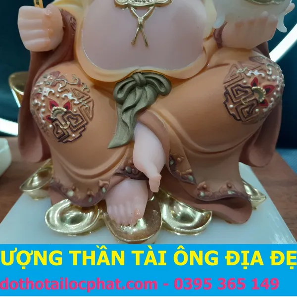 Mẫu tượng Thần Tài Ông Địa hút tài lộc năm mới
