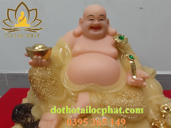 tuong-phat-di-lac-bang-da-thach-anh-vang-ngoc-dep