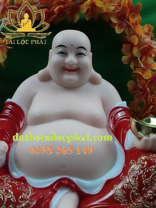 tuong-phat-di-lac-bang-da-mau-do tuong-phat-di-lac-bang-da-mau-do