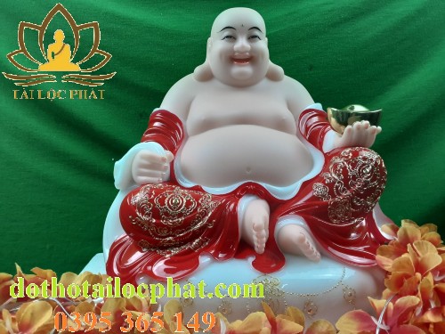 tuong-phat-di-lac-bang-da-mau-do tuong-phat-di-lac-bang-da-mau-do