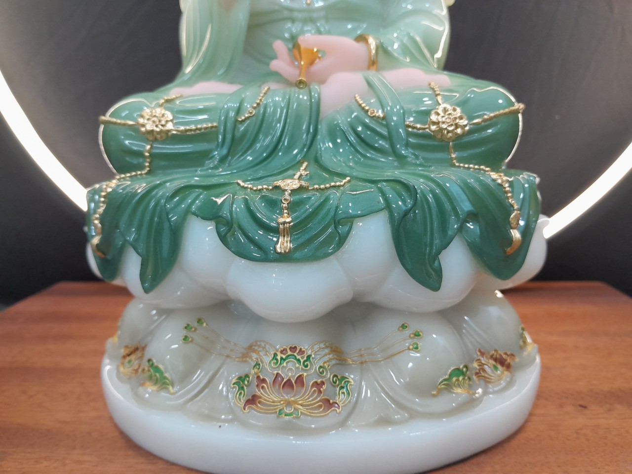 mau-tuong-quan-am-bo-tat-mau-xanh-ngoc mau-tuong-quan-am-bo-tat-mau-xanh-ngoc