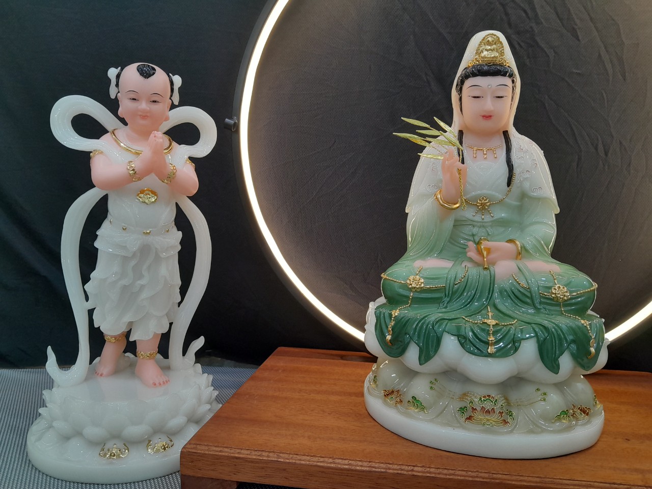 mau-tuong-quan-am-bo-tat-mau-xanh-ngoc mau-tuong-quan-am-bo-tat-mau-xanh-ngoc