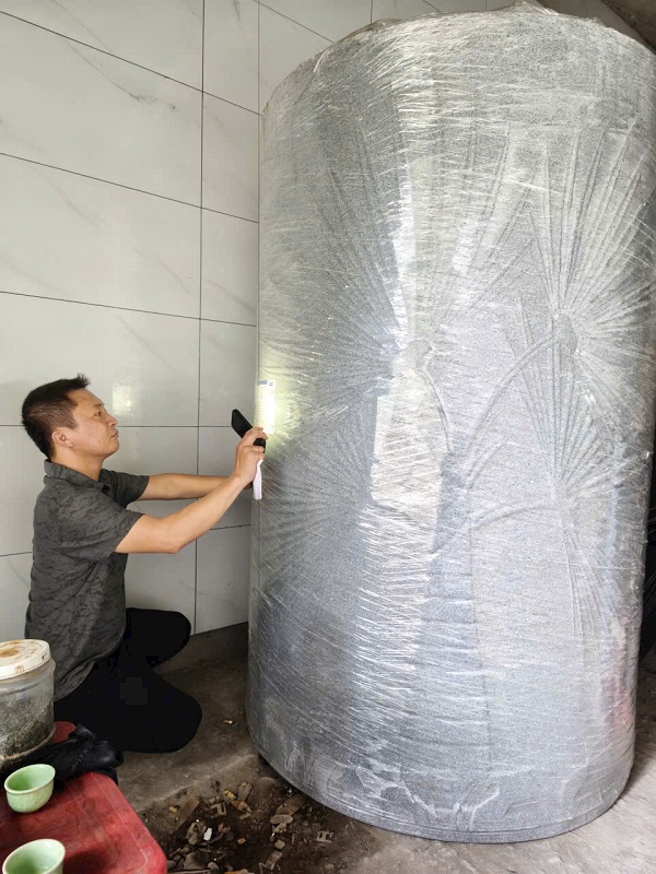 Khách hàng kiểm tra Bồn nước kháng khuẩn The palm 2000L Khách hàng kiểm tra Bồn nước kháng khuẩn The palm 2000L