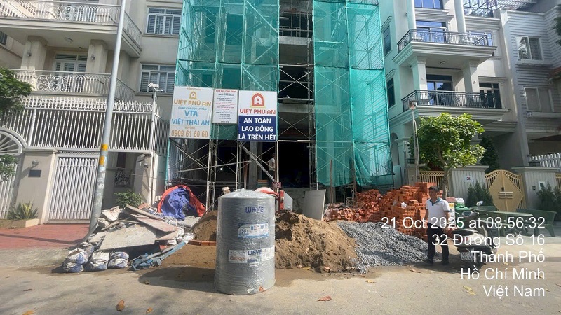 Giao hàng Bồn nước The Palm 1500L tại Quận 7 Giao hàng Bồn nước The Palm 1500L tại Quận 7