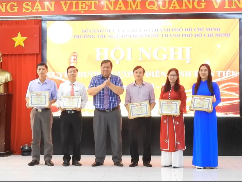 Hội nghị điển hình tiên tiến cấp cơ sở giai đoạn 2020 - 2025