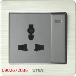 Mặt 1 ổ cắm 3 chấu và 1 công tắc 1 chiều V6.0 Uten