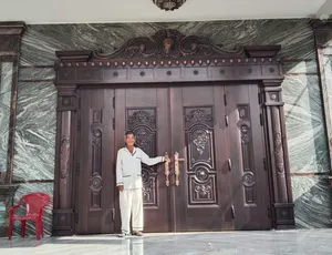 Cửa thép vân gỗ chống cháy - các bước xây dựng nhà chuẩn phong thủy.