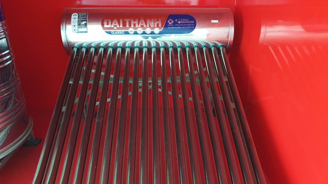 Máy nước nóng năng lượng mặt trời Classic Tân Á Đại Thành. Máy nước nóng năng lượng mặt trời Classic Tân Á Đại Thành.