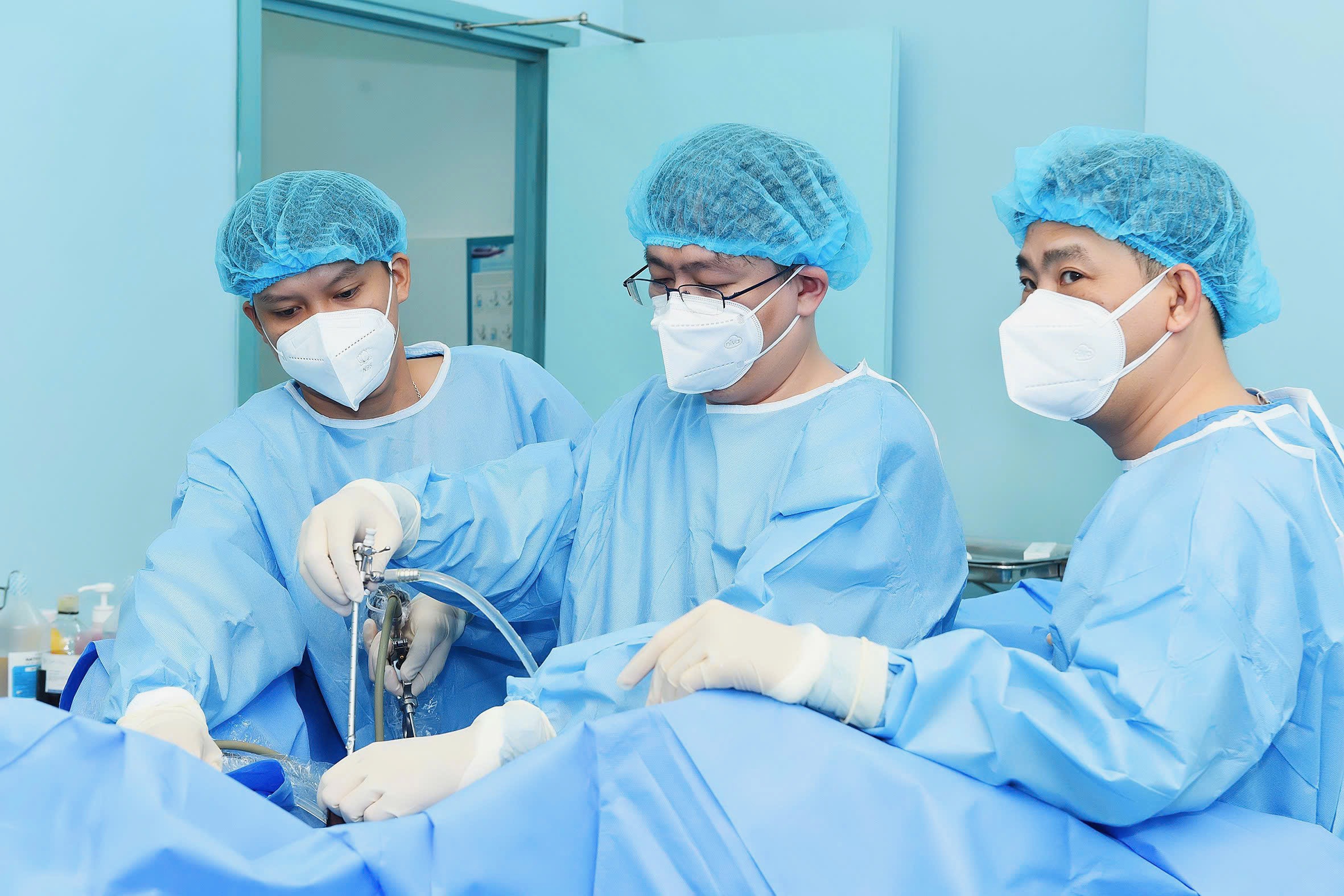 PHẪU THUẬT TIẾT NIỆU