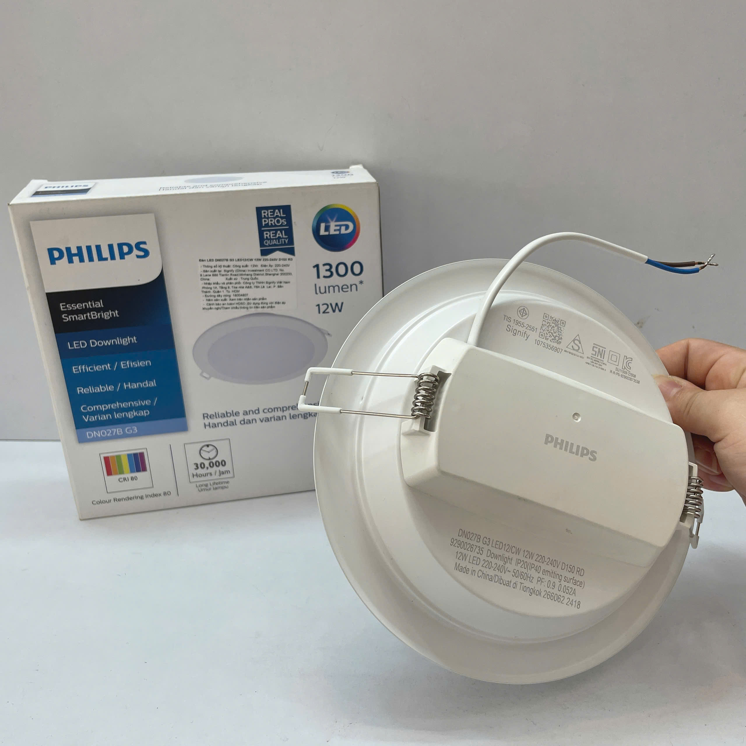 Thiết kế siêu mỏng của Đèn downlight âm trần Led Philips DN027B G3 12W