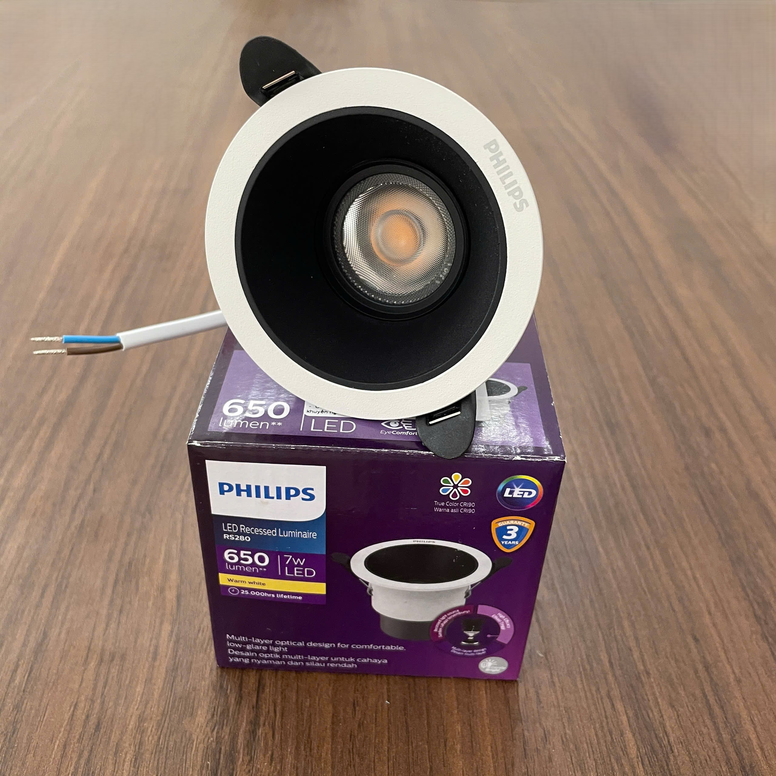 Kiến tạo điểm nhấn nghệ thuật với đèn downlight âm trần chiếu điểm LED Philips RS280 G2