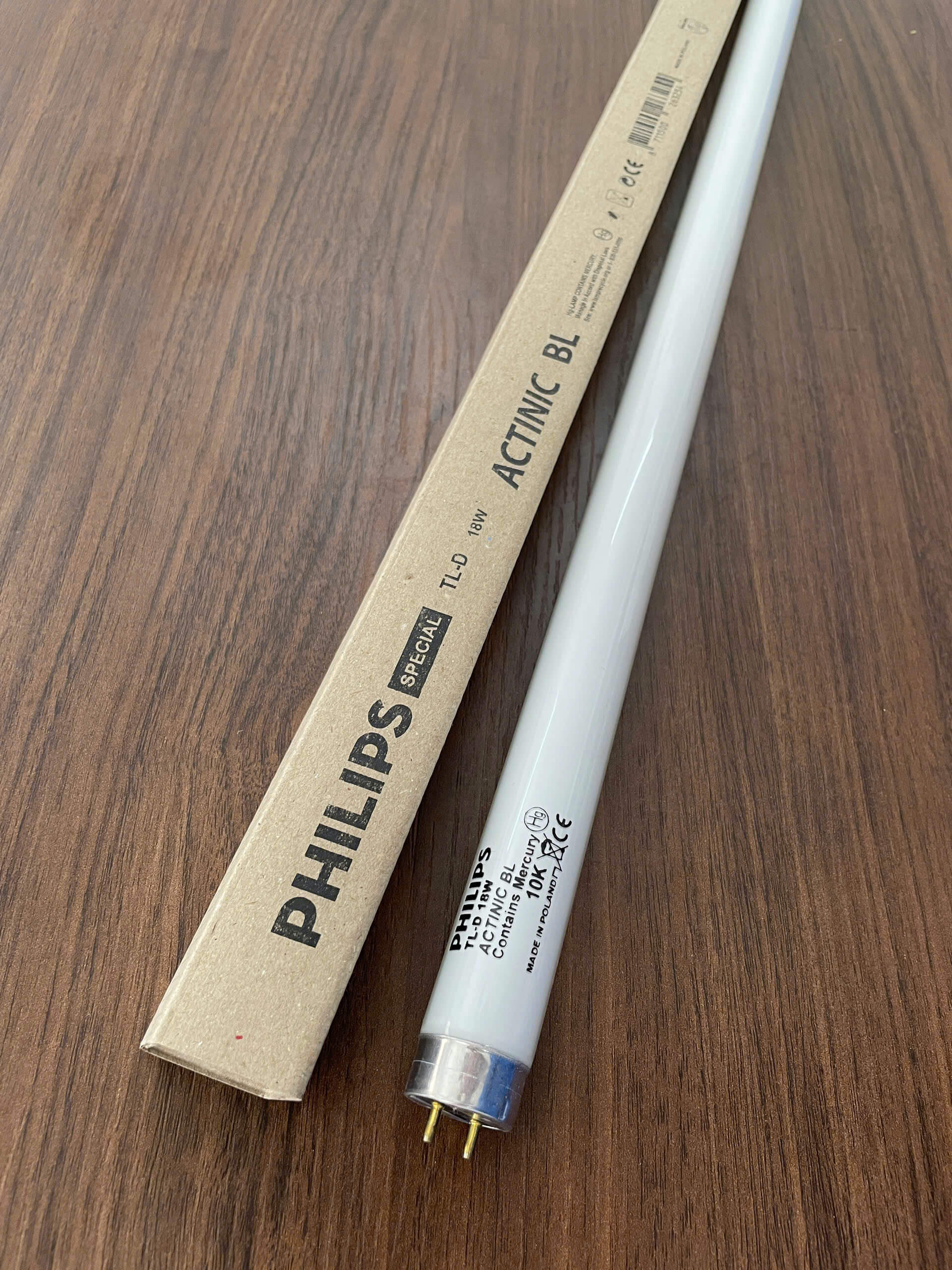 Bóng đèn huỳnh quang côn trùng Philips TL-D 18W ACTINIC BL