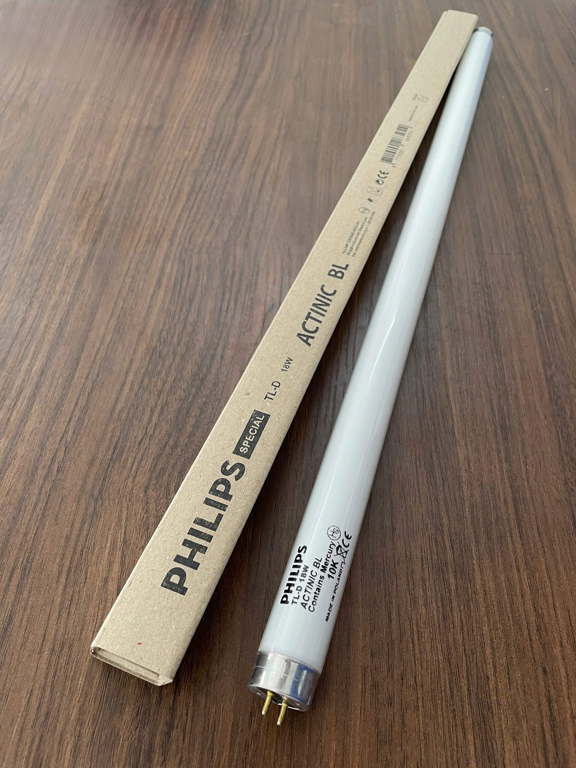 Đèn huỳnh quang diệt côn trùng Philips TL-D 18W ACTINIC BL