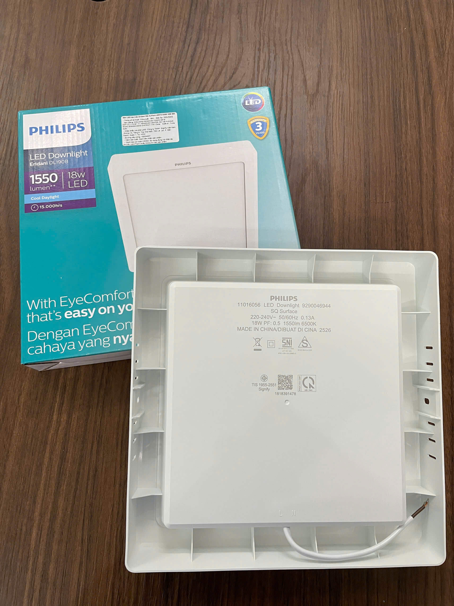 Đèn Led ốp nổi vuông Philips DL190B Eridani SQ Surface LED15 L200 tiết kiệm năng lượng.