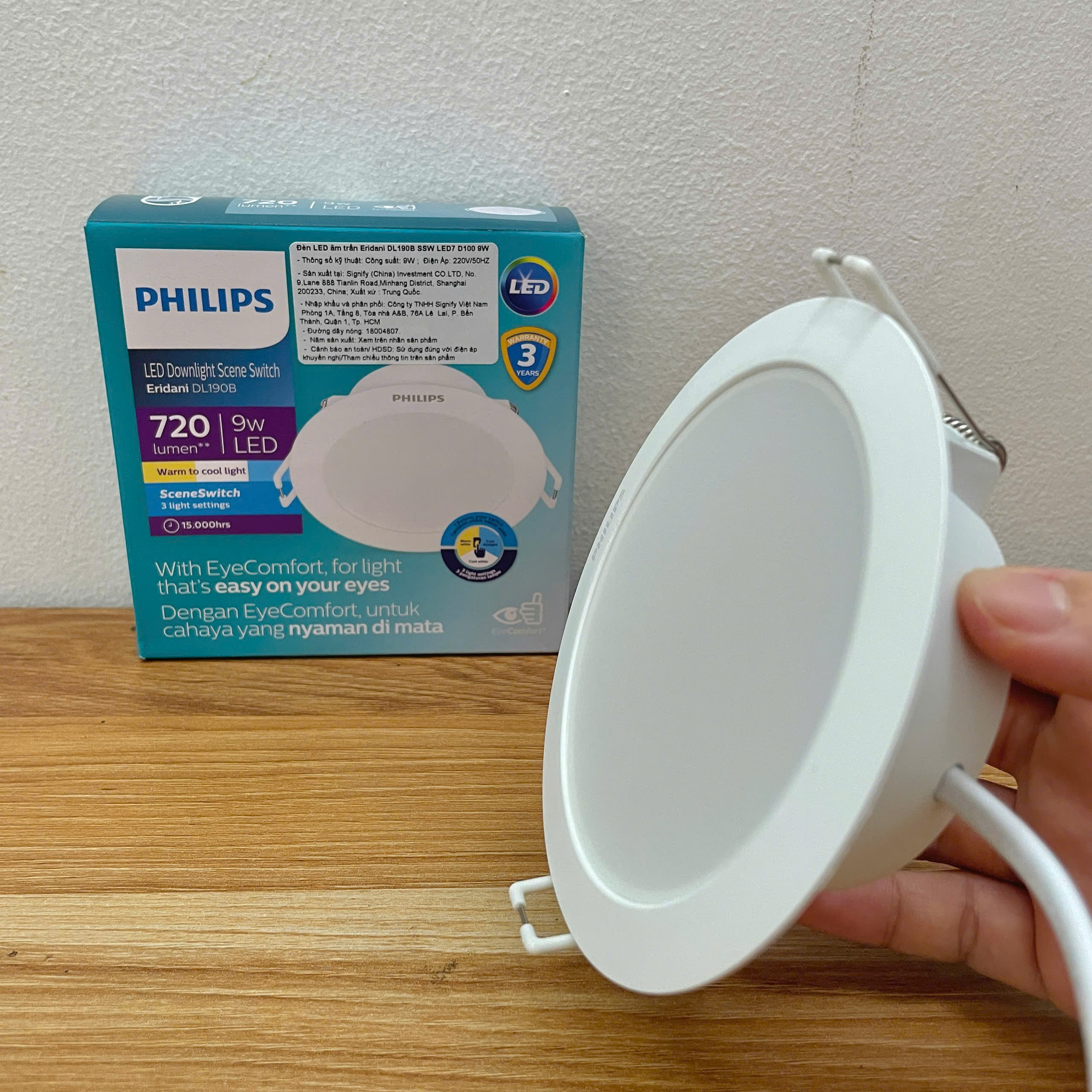 Thông số kỹ thuật của Đèn downlight âm trần đổi màu Led Philips Eridani