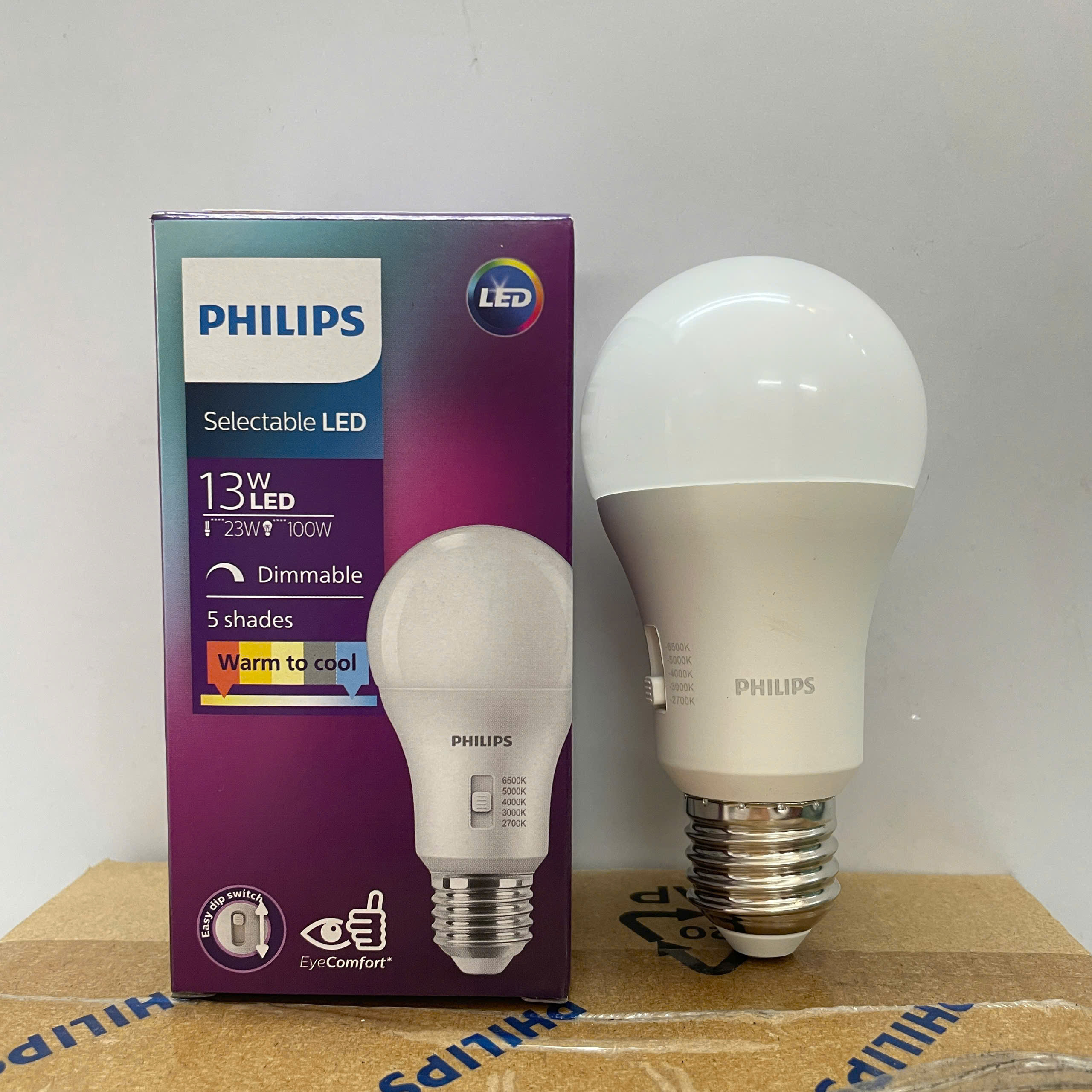 Bóng đèn tròn LED Bulb đổi màu Philips sang trọng