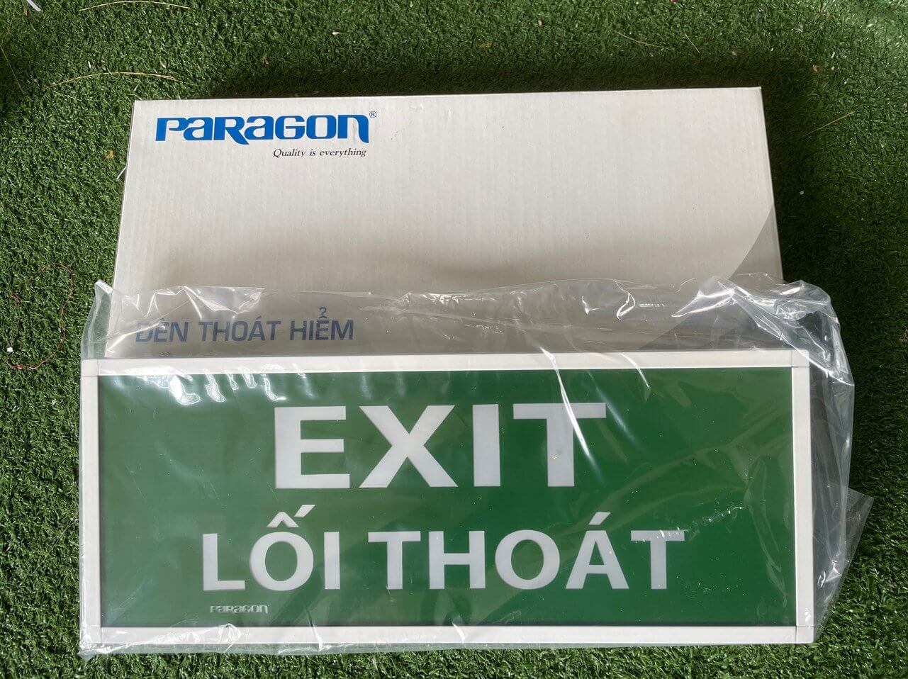 Đèn thoát hiểm EXIT PEXF13SC-G2 Paragon 2 mặt Đèn thoát hiểm EXIT PEXF13SC-G2 Paragon 2 mặt