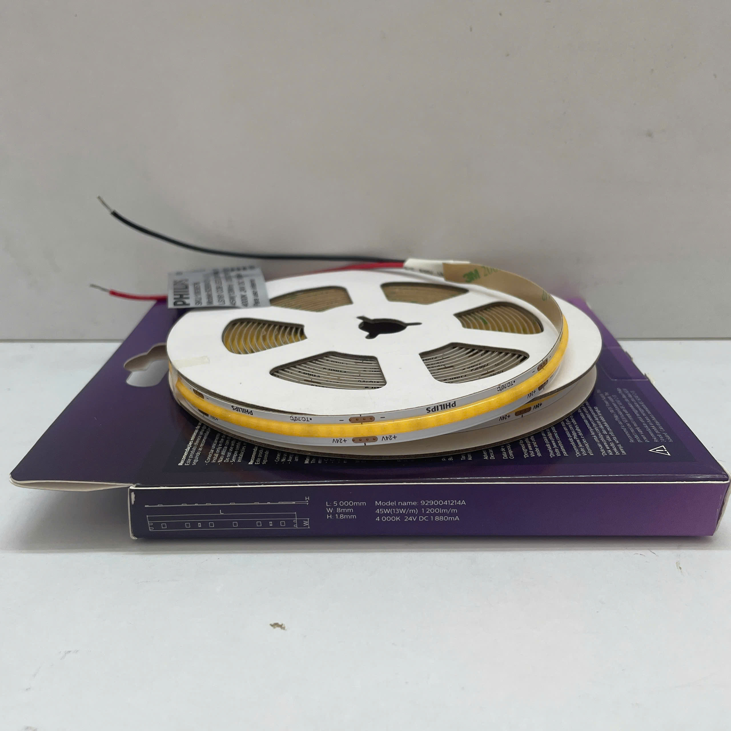 Đèn trang trí LED dây Philips oval LS161 nâng tầm không gian đẳng cấp