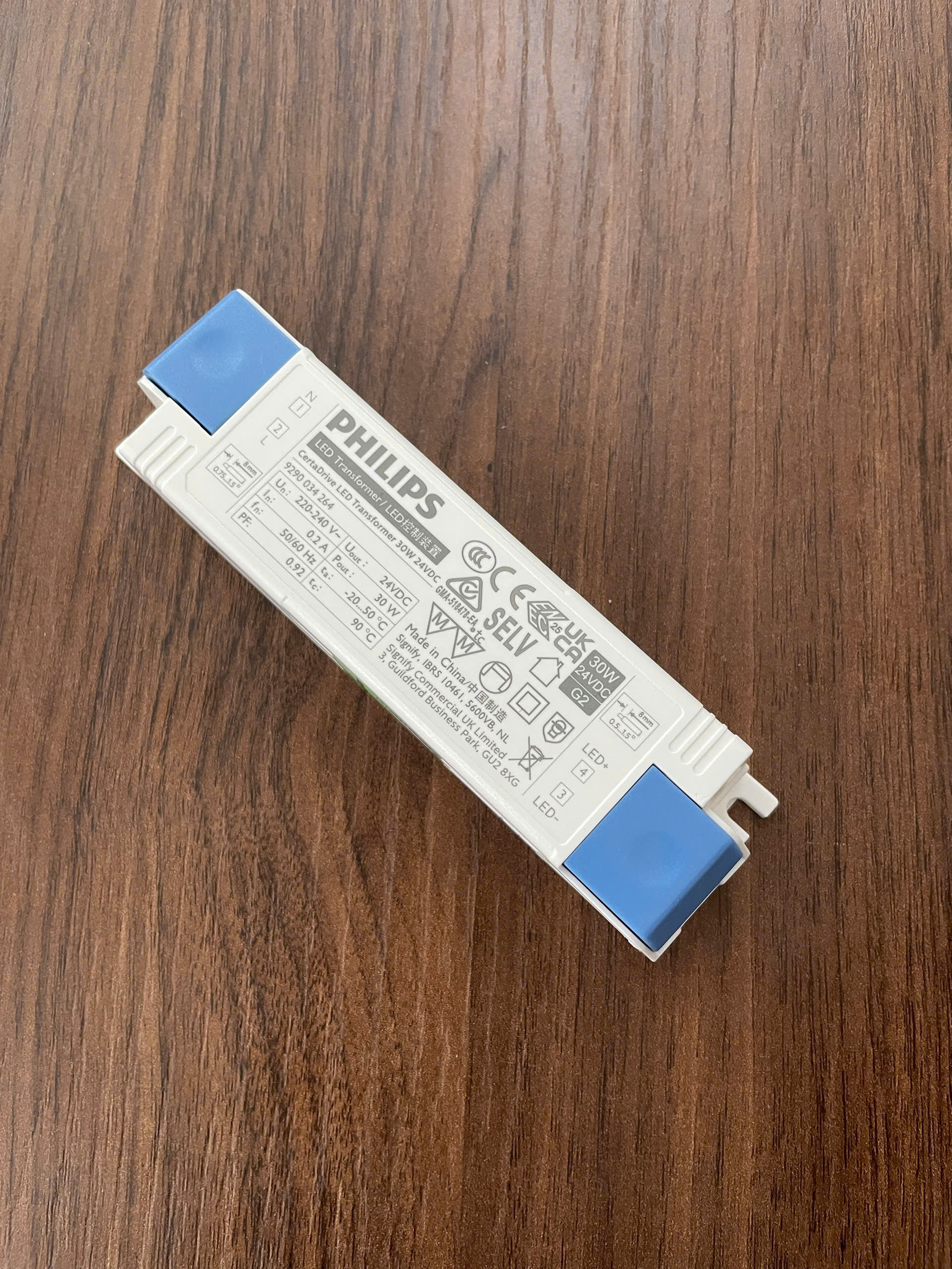 Lựa chọn nguồn Philips CertaDrive 30W 24VDC